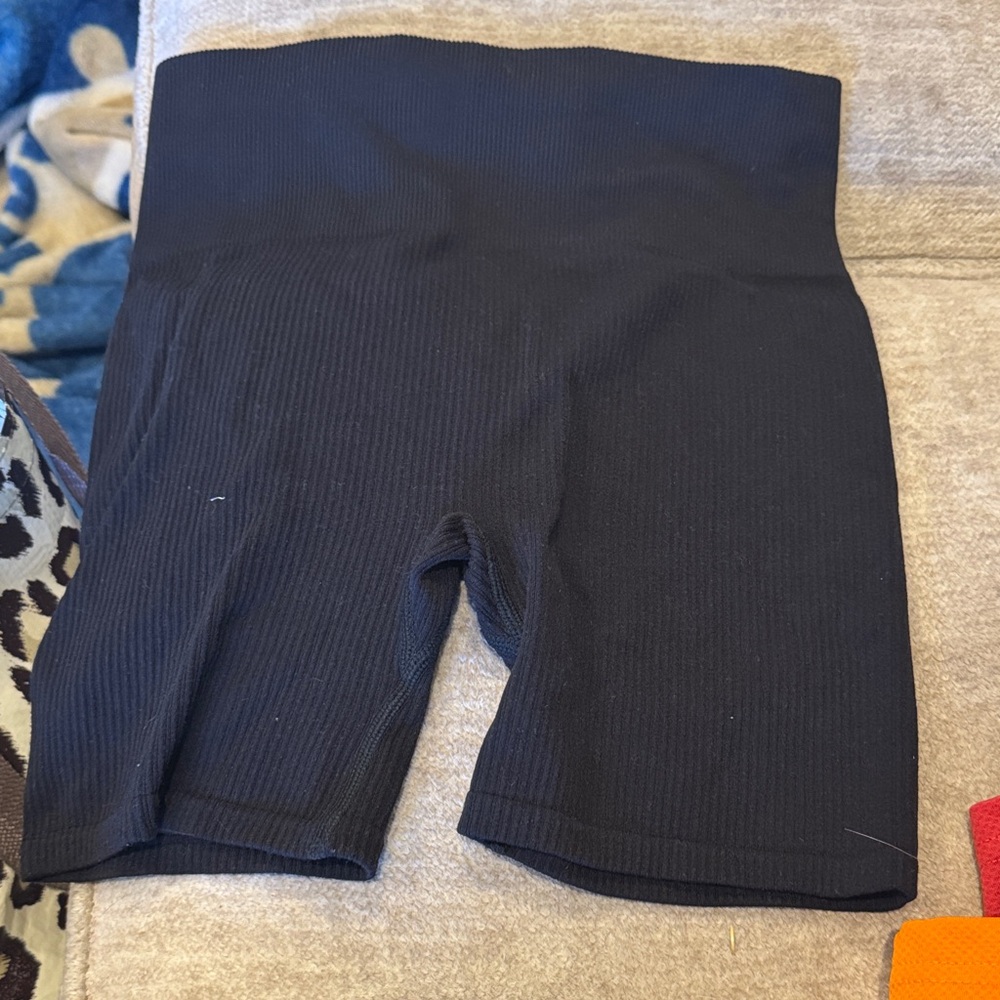 No Boundaries Women's Black Bike Shorts